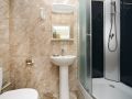 Улучшенный номер с кроватью «King-Size» в отеле Апельсин на Воробьёвых горах